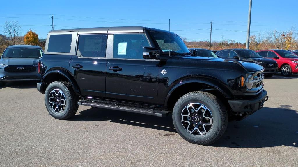 new 2024 Ford Bronco car, priced at $51,871