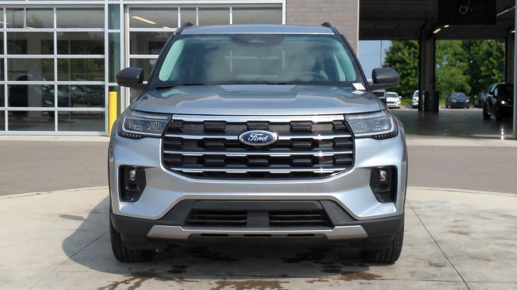 new 2025 Ford Explorer car, priced at $44,542