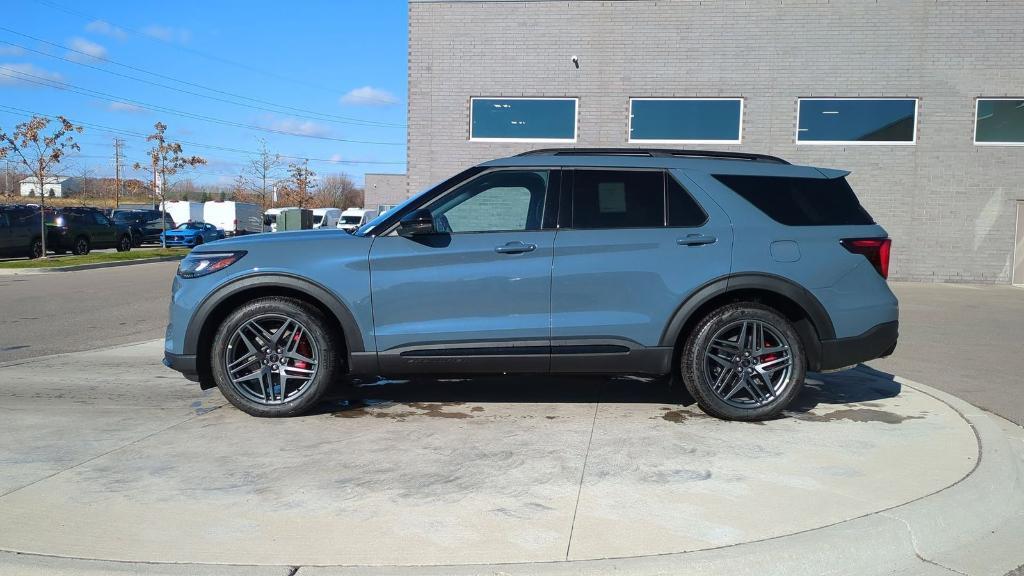 new 2025 Ford Explorer car, priced at $56,885