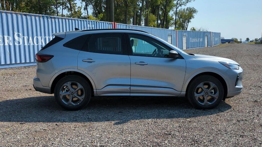 new 2024 Ford Escape car, priced at $33,456