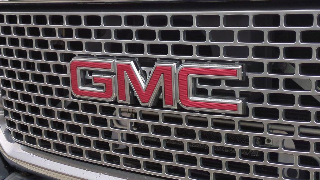 used 2016 GMC Sierra 2500 car, priced at $42,995