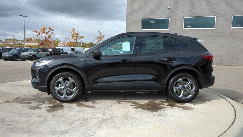 new 2025 Ford Escape car, priced at $31,952