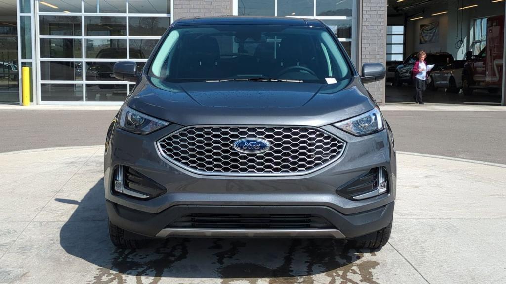 new 2024 Ford Edge car, priced at $41,185