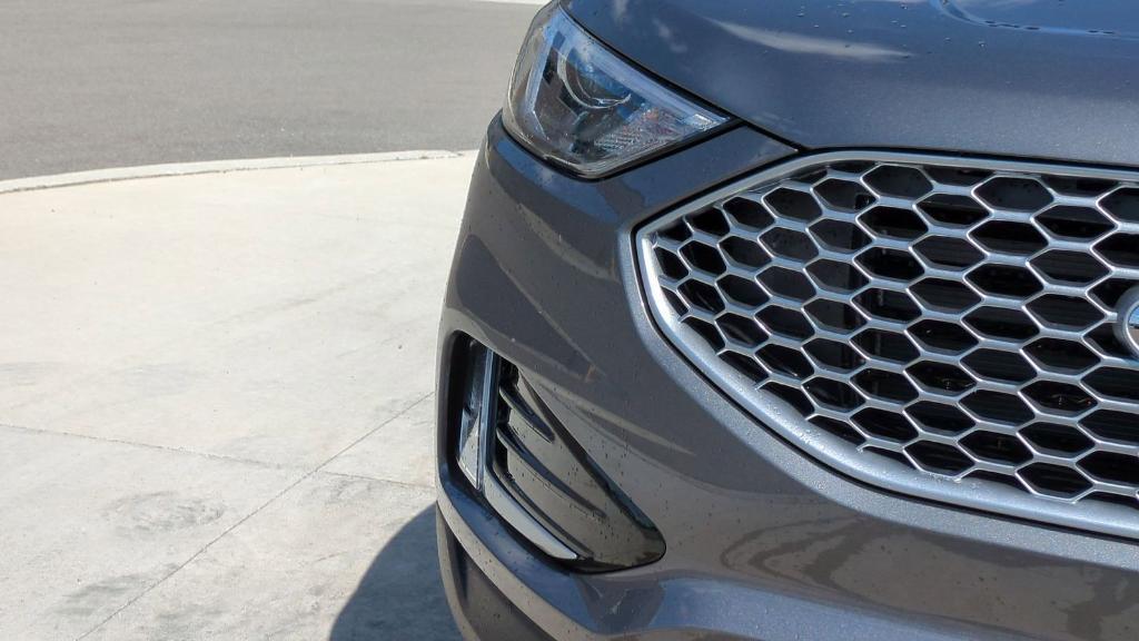 new 2024 Ford Edge car, priced at $41,185