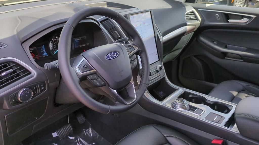 new 2024 Ford Edge car, priced at $41,185