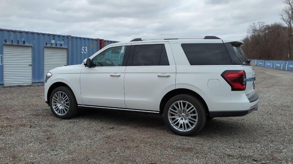 new 2024 Ford Expedition car, priced at $72,820