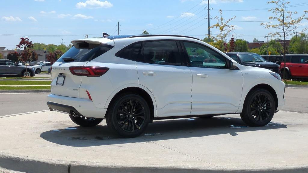 new 2024 Ford Escape car, priced at $40,887