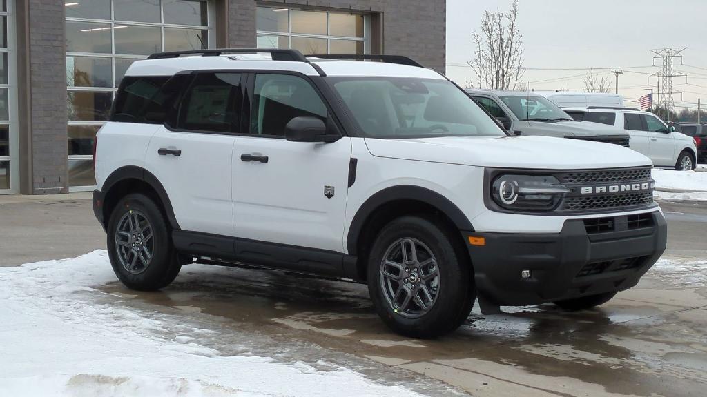 new 2025 Ford Bronco Sport car, priced at $31,324