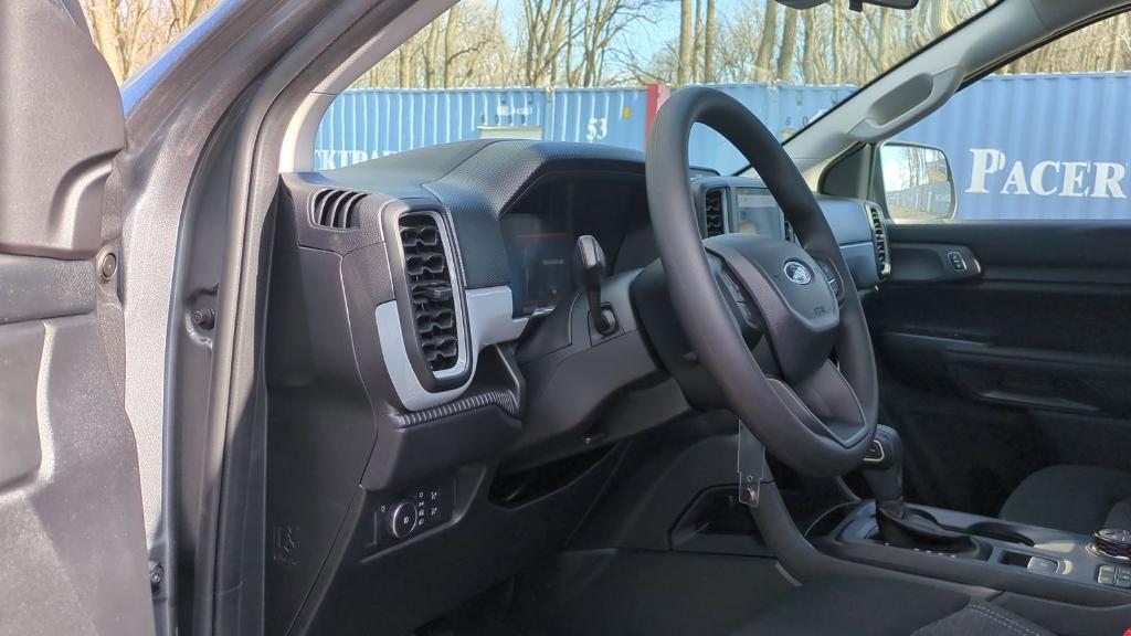 new 2024 Ford Ranger car, priced at $35,940