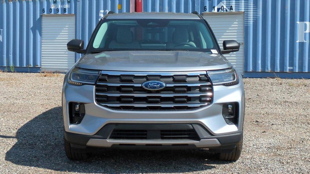 new 2025 Ford Explorer car, priced at $43,025