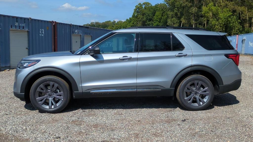 new 2025 Ford Explorer car, priced at $43,025