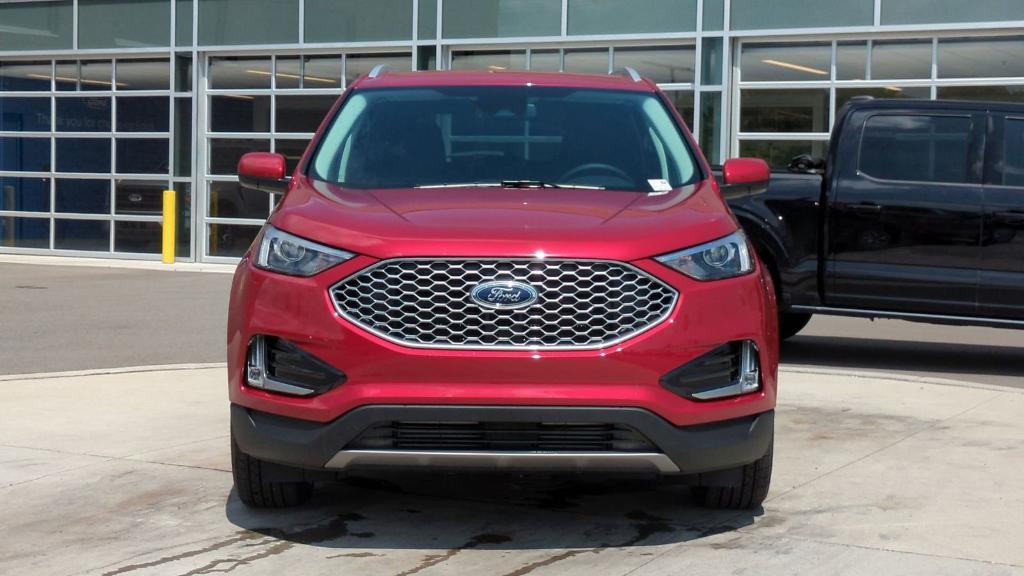 new 2024 Ford Edge car, priced at $39,911