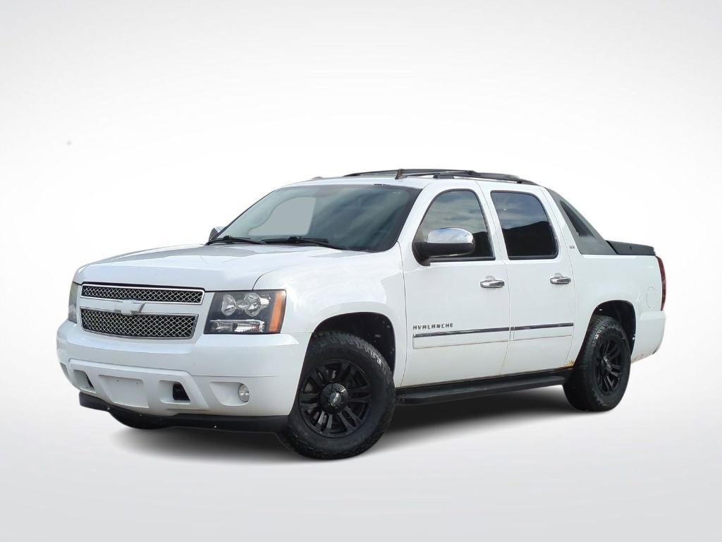 used 2011 Chevrolet Avalanche car, priced at $12,995