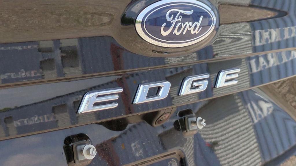 new 2024 Ford Edge car, priced at $39,754