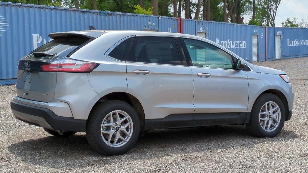 new 2024 Ford Edge car, priced at $39,754