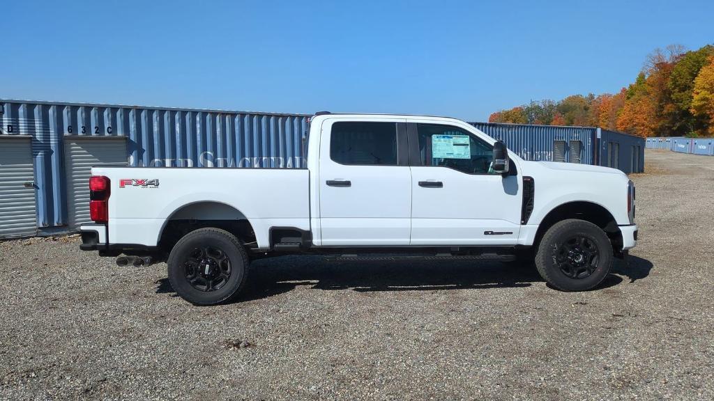 new 2024 Ford F-350 car, priced at $62,714