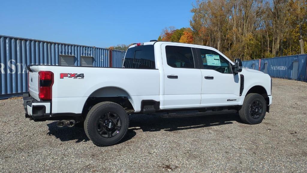 new 2024 Ford F-350 car, priced at $62,714