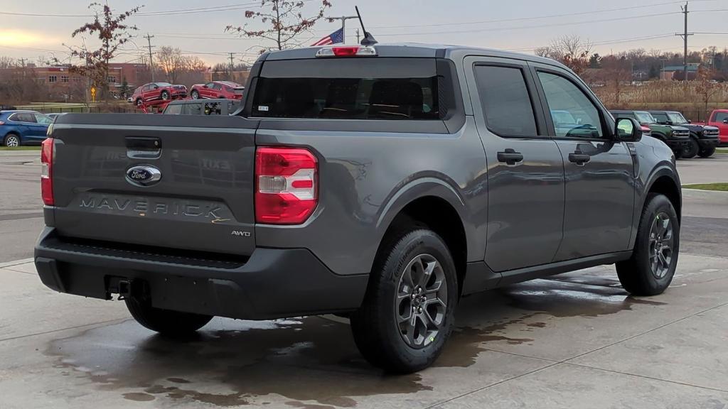 new 2024 Ford Maverick car, priced at $31,369