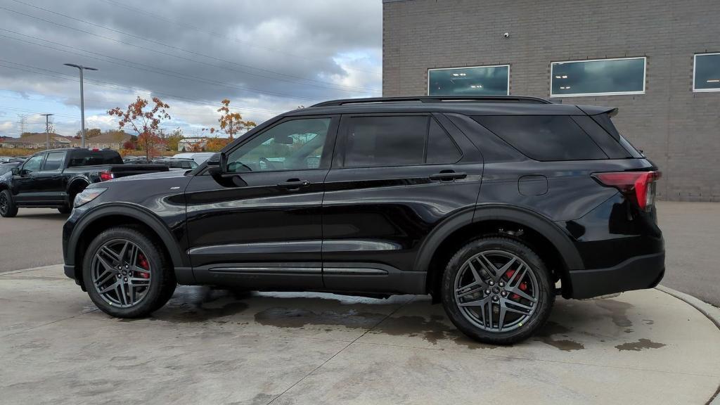 new 2025 Ford Explorer car, priced at $49,497