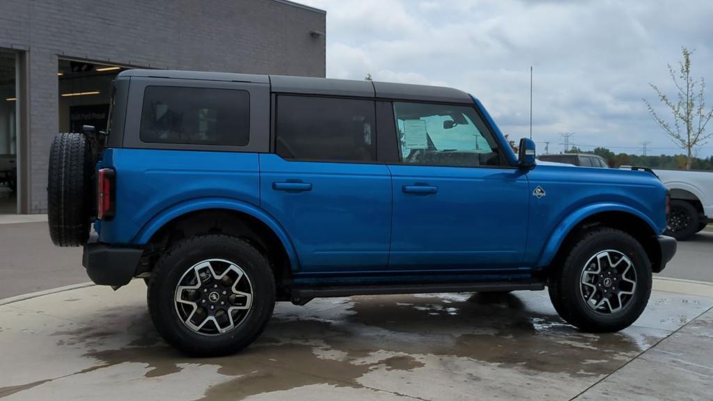 new 2024 Ford Bronco car, priced at $51,396