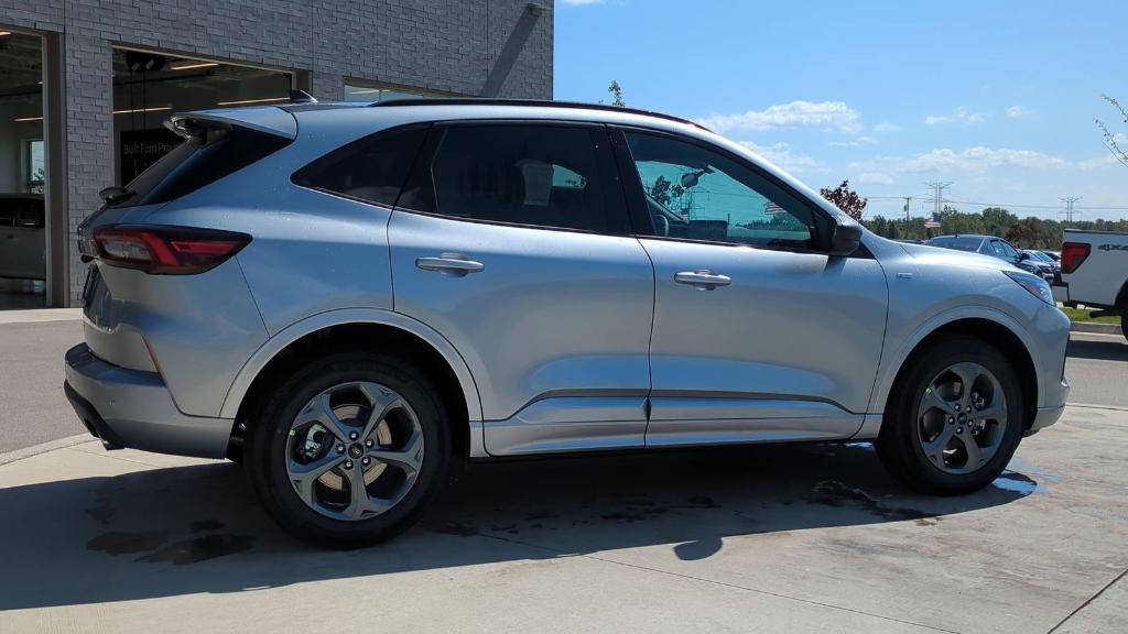 new 2024 Ford Escape car, priced at $32,025