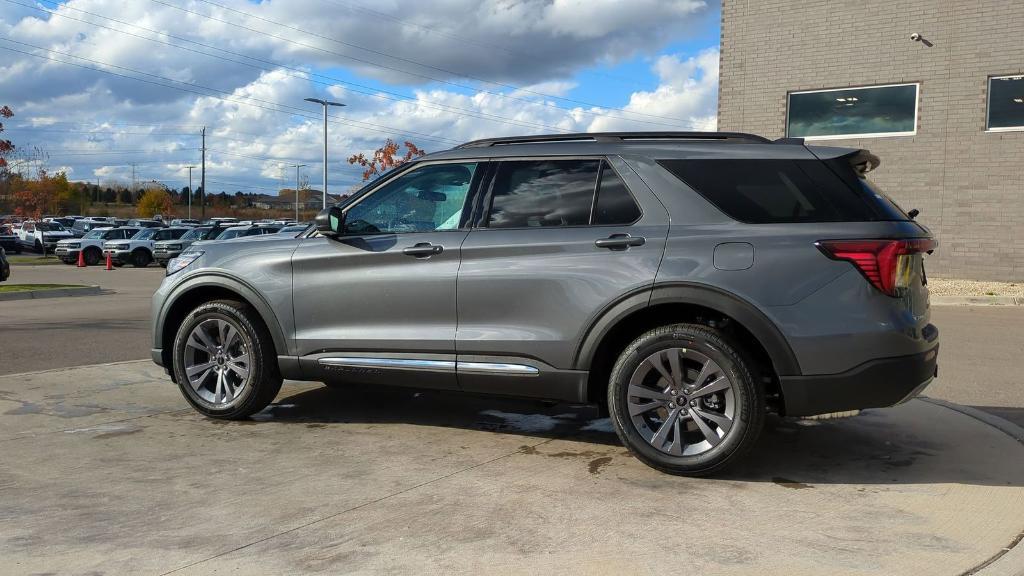 new 2025 Ford Explorer car, priced at $43,025