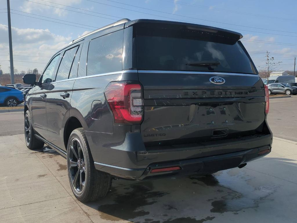 new 2024 Ford Expedition car, priced at $76,264