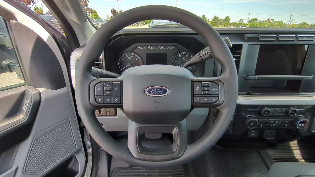 new 2024 Ford F-250 car, priced at $44,808