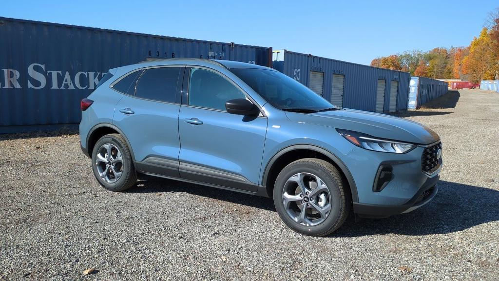 new 2025 Ford Escape car, priced at $30,952