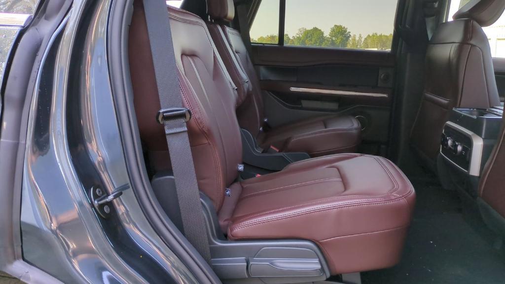 new 2024 Ford Expedition car, priced at $71,658