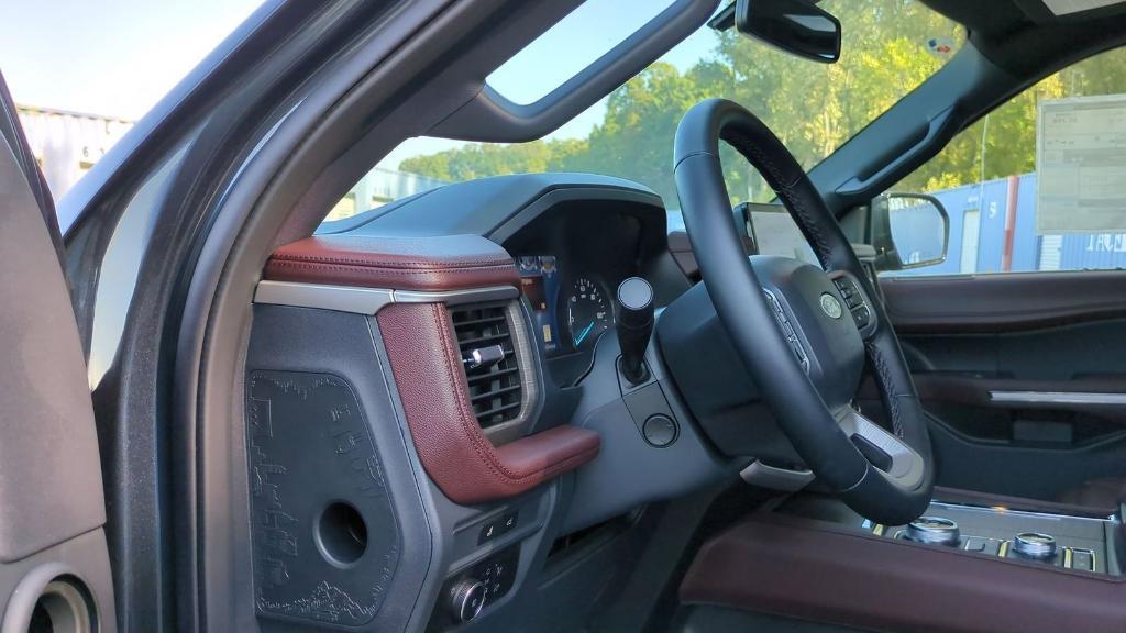 new 2024 Ford Expedition car, priced at $71,658