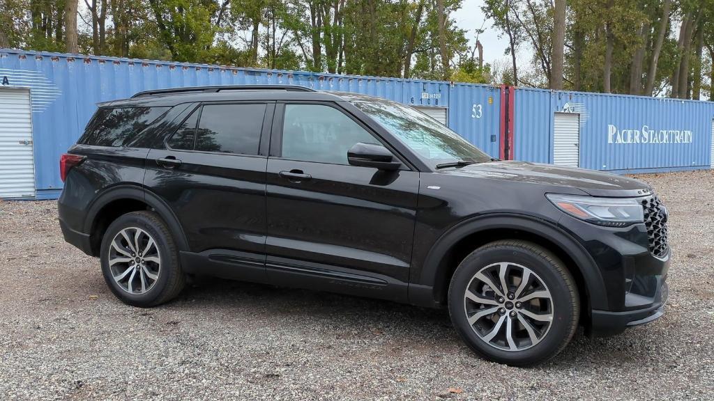 new 2025 Ford Explorer car, priced at $45,637