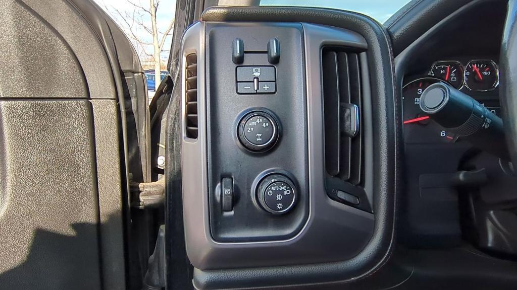 used 2015 GMC Sierra 1500 car, priced at $27,995