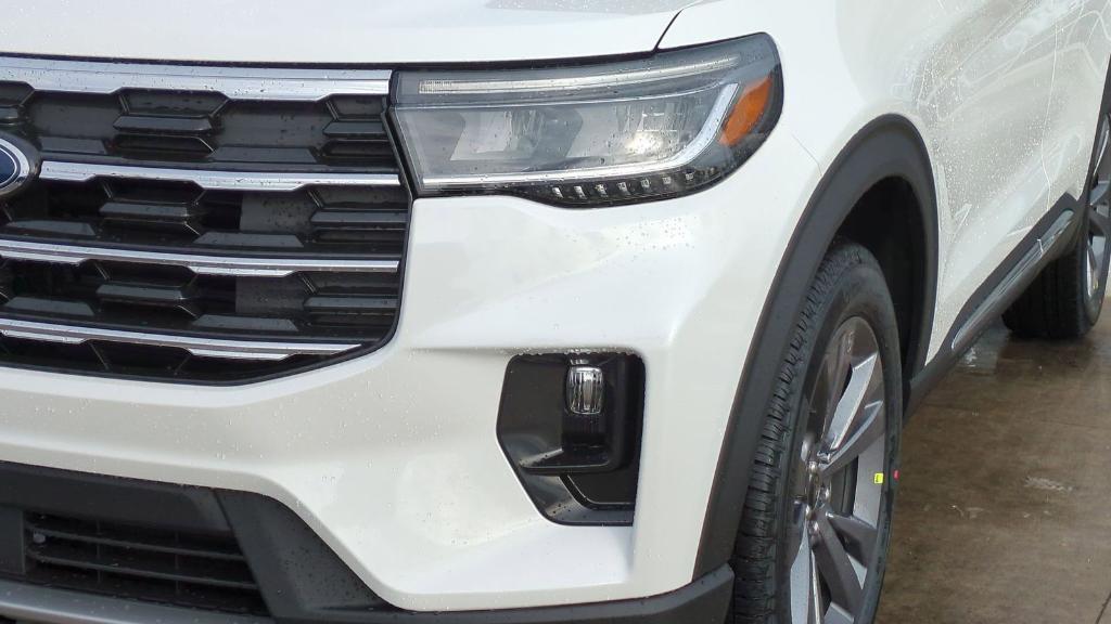 new 2025 Ford Explorer car, priced at $45,491