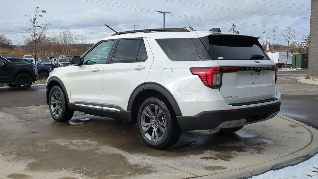 new 2025 Ford Explorer car, priced at $45,491