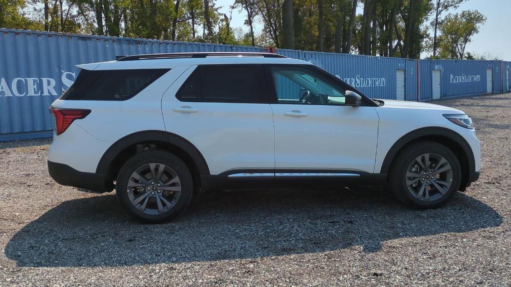 new 2025 Ford Explorer car, priced at $43,735