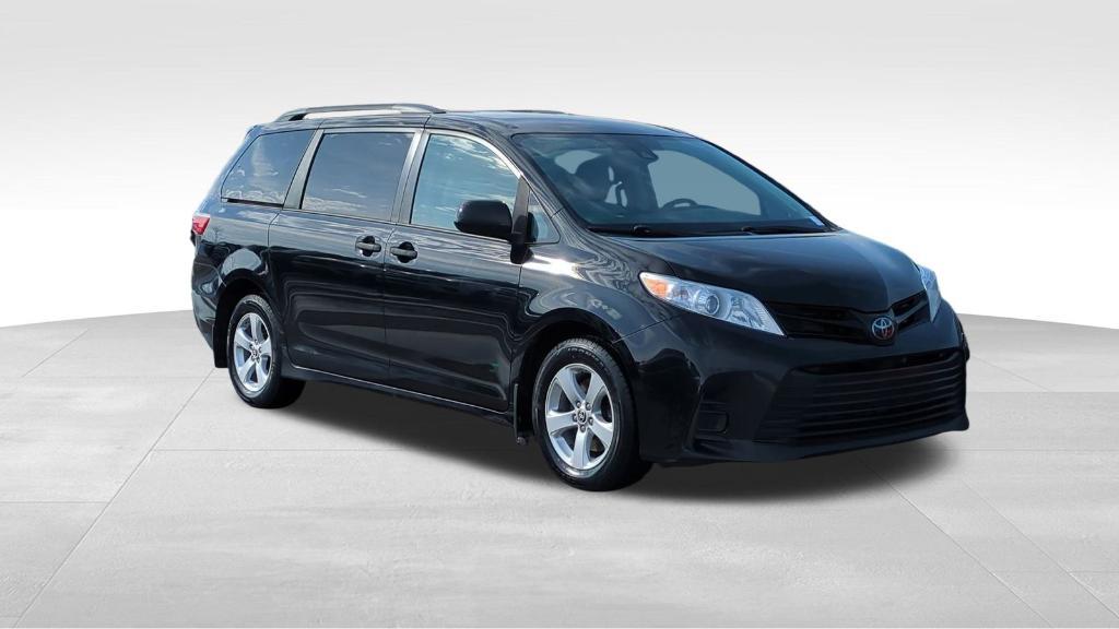 used 2020 Toyota Sienna car, priced at $24,995