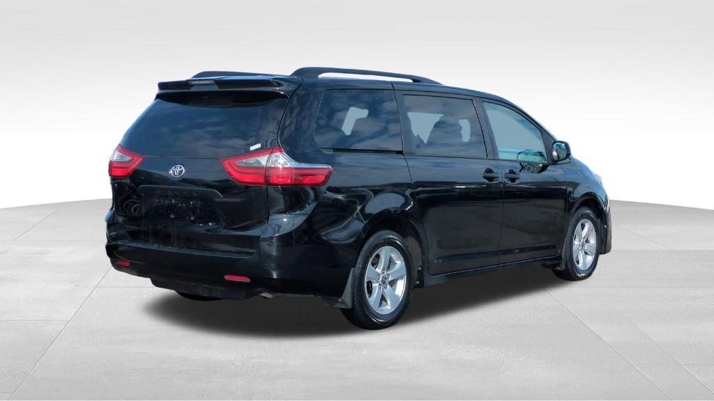 used 2020 Toyota Sienna car, priced at $24,995