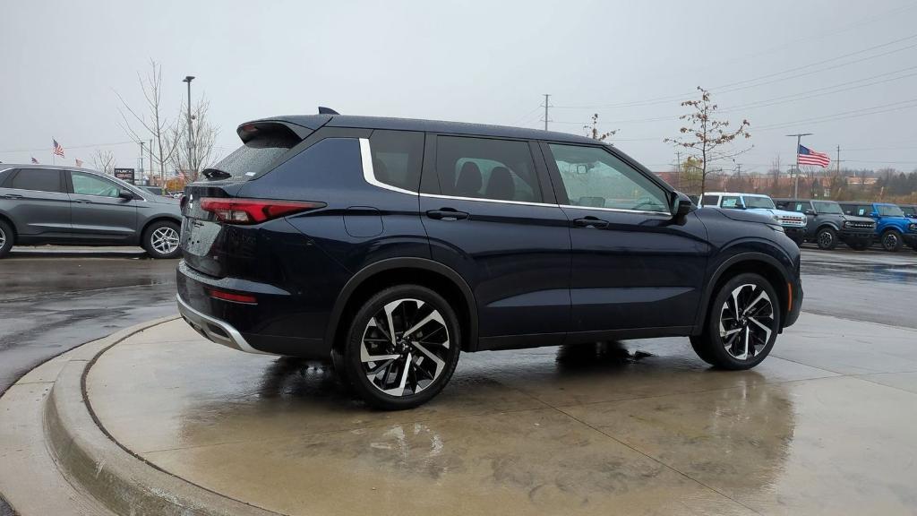 used 2023 Mitsubishi Outlander car, priced at $24,995