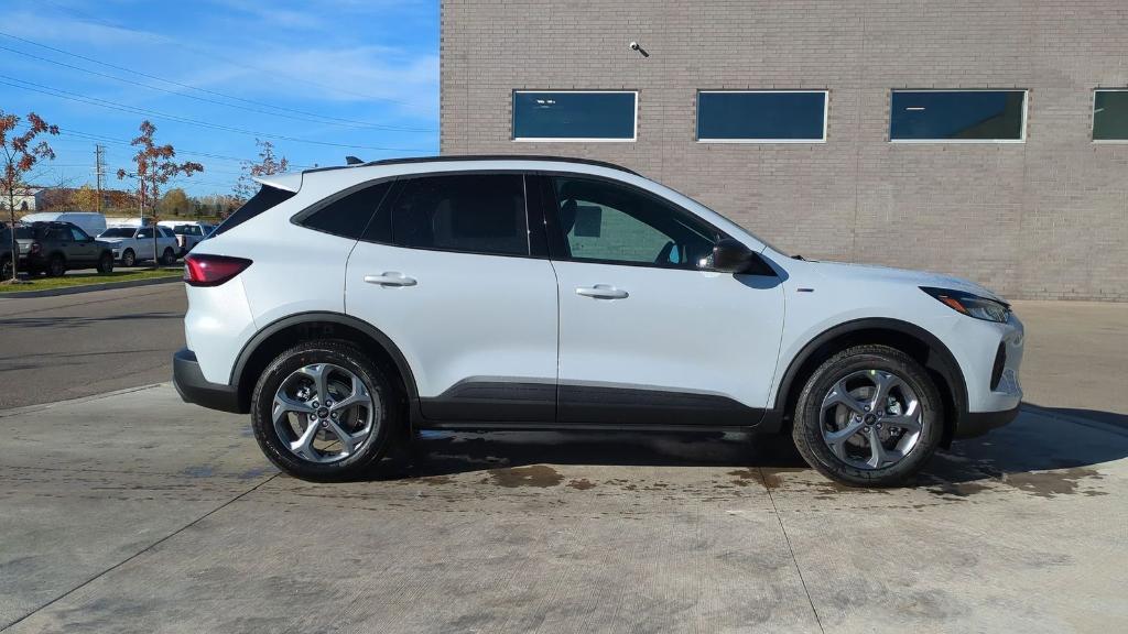 new 2025 Ford Escape car, priced at $35,152