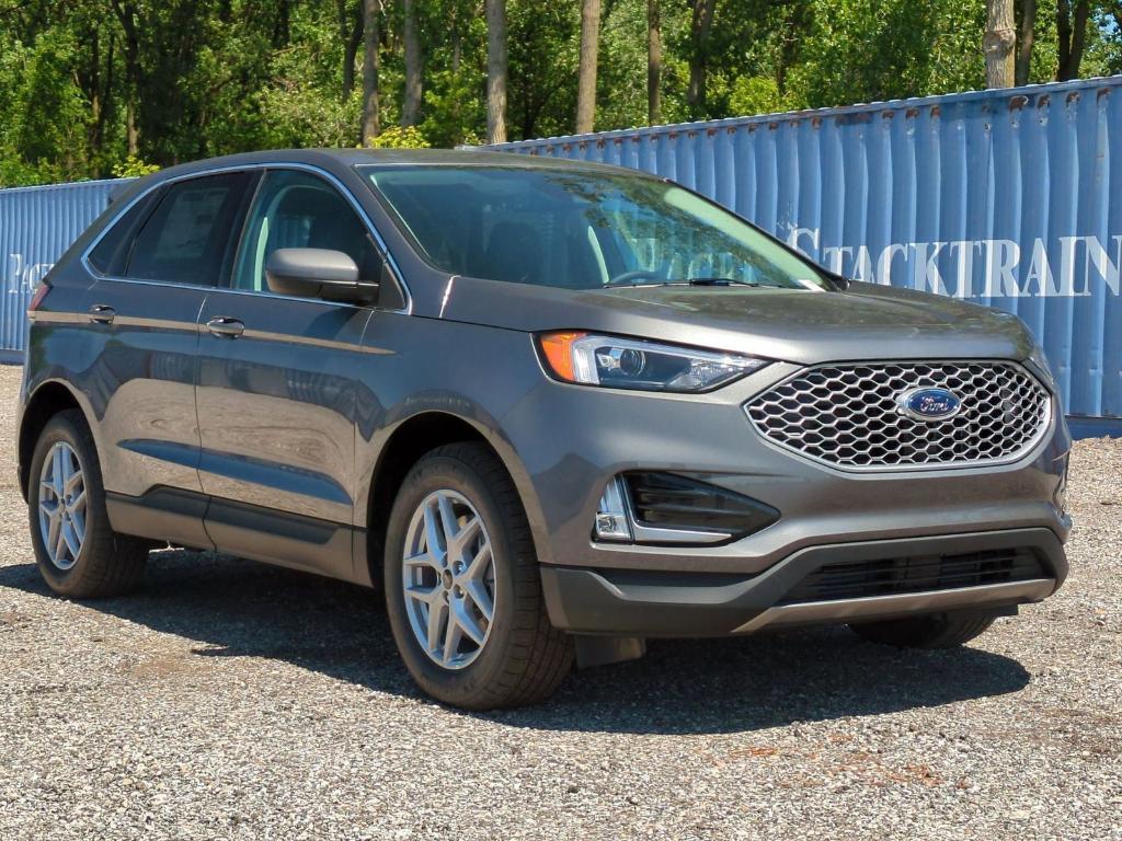 new 2024 Ford Edge car, priced at $35,762