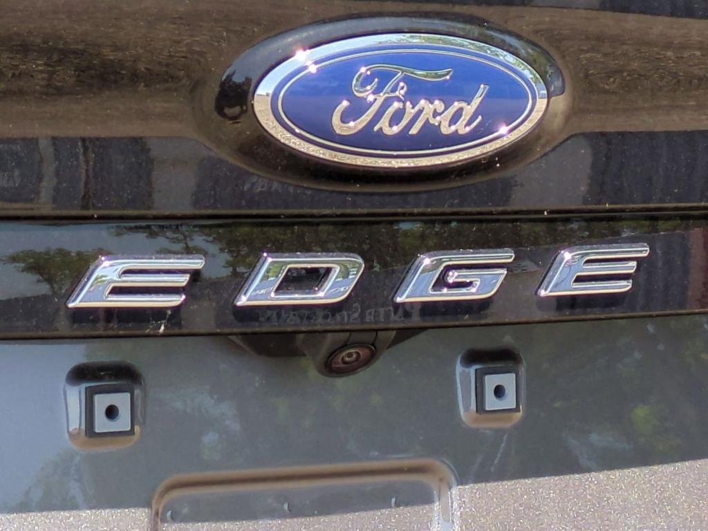 new 2024 Ford Edge car, priced at $35,762