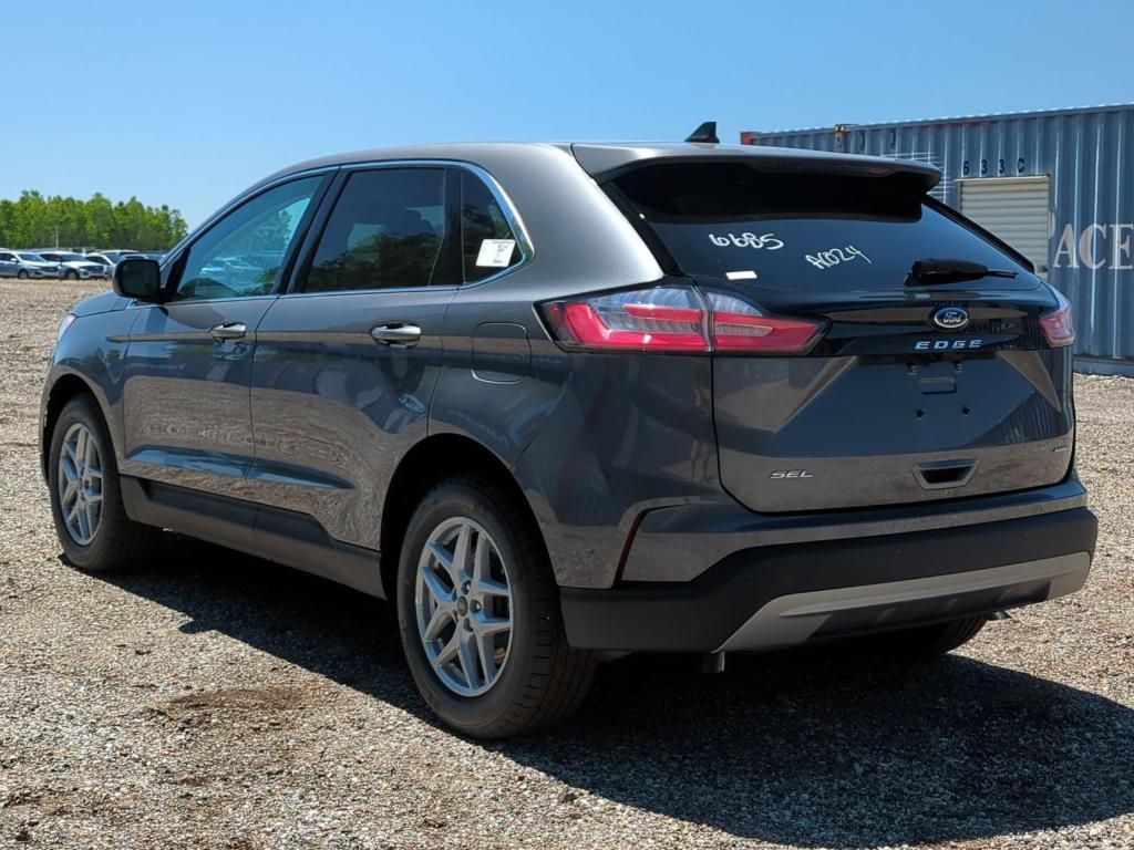 new 2024 Ford Edge car, priced at $35,762