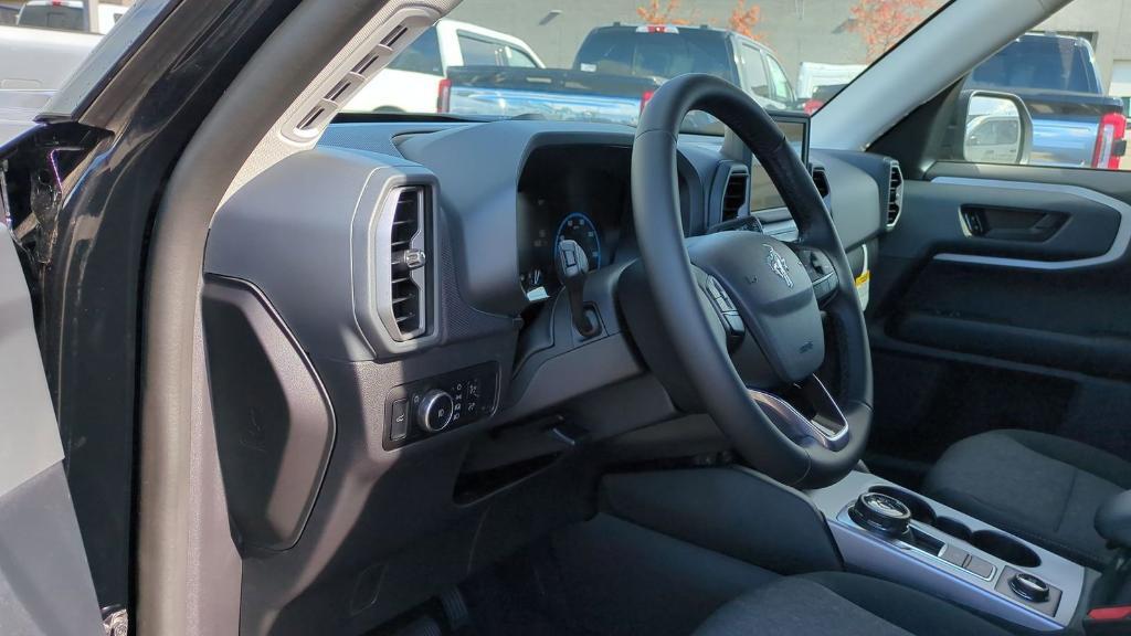 new 2024 Ford Bronco Sport car, priced at $31,542