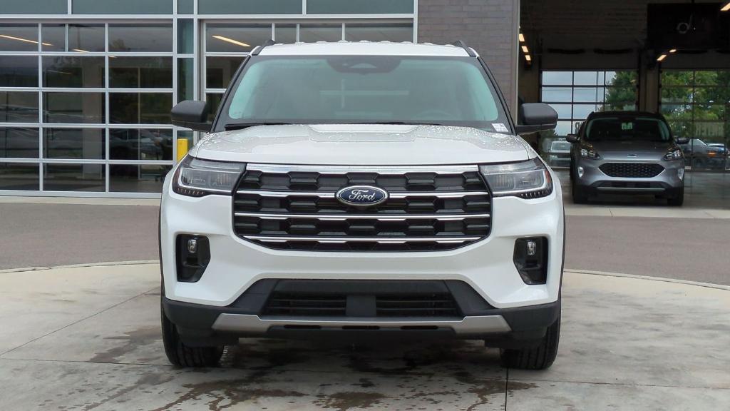 new 2025 Ford Explorer car, priced at $43,738