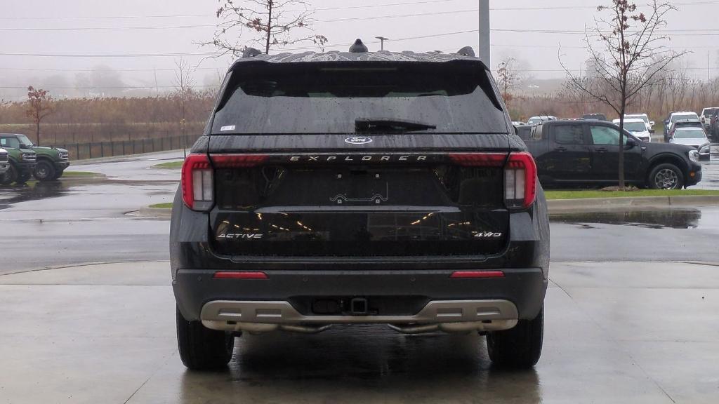 new 2025 Ford Explorer car, priced at $43,206