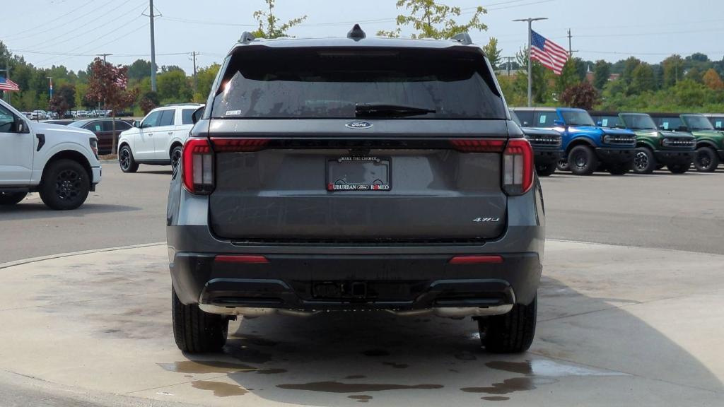 new 2025 Ford Explorer car, priced at $44,621