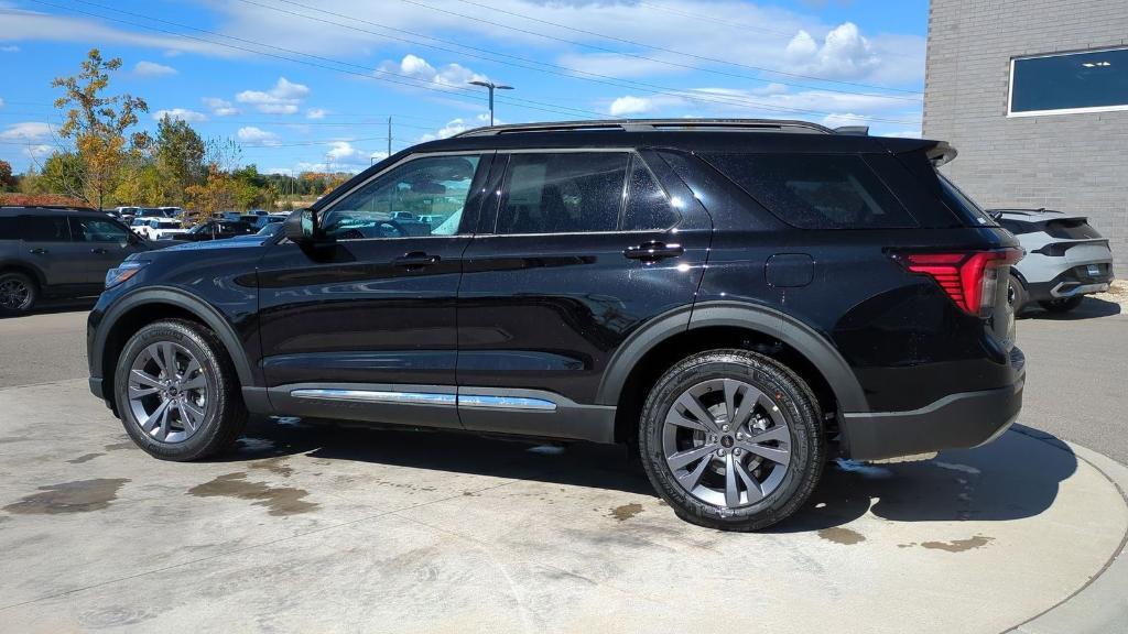 new 2025 Ford Explorer car, priced at $46,045