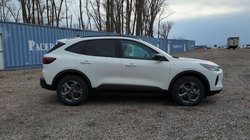 new 2025 Ford Escape car, priced at $31,952