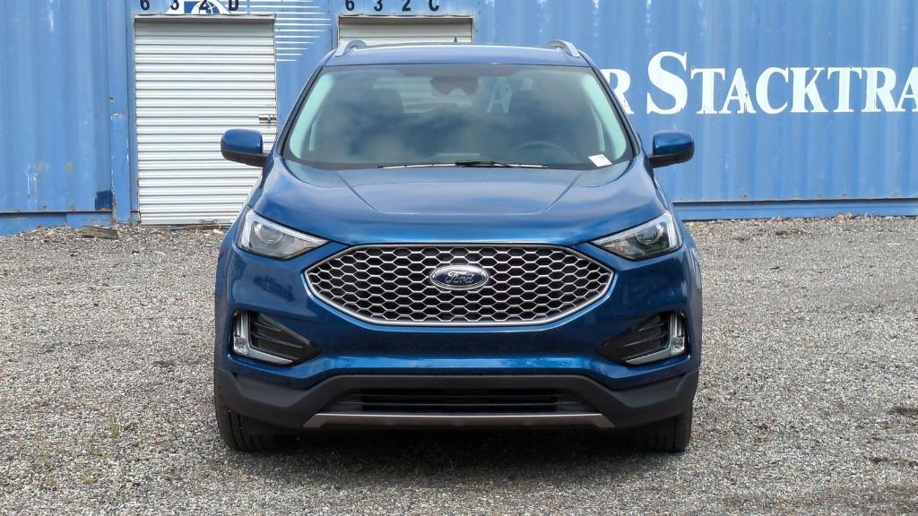 new 2024 Ford Edge car, priced at $39,911